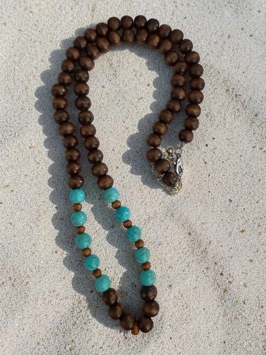 Jewelry - 🫶🏻 Turquoise & Brown Beaded Necklace